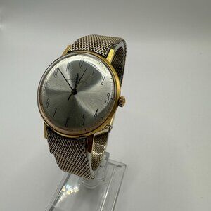 Wrist watch gilded USSR "Luch" 23 stones Vintage Watch